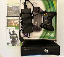 Microsoft Xbox 360 Slim 4GB Bundle with Games