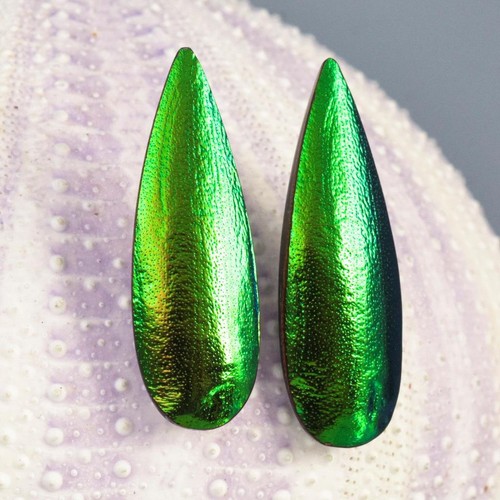 Drop Earring Pair Handmade Green Jewel Beetle Wings & Mother-of-Pearl 1.48g - Picture 2 of 14