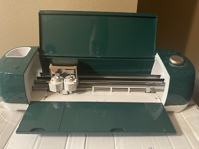 Cricut Explore Air 2 Emerald Used A Few Times Works Great Bundle