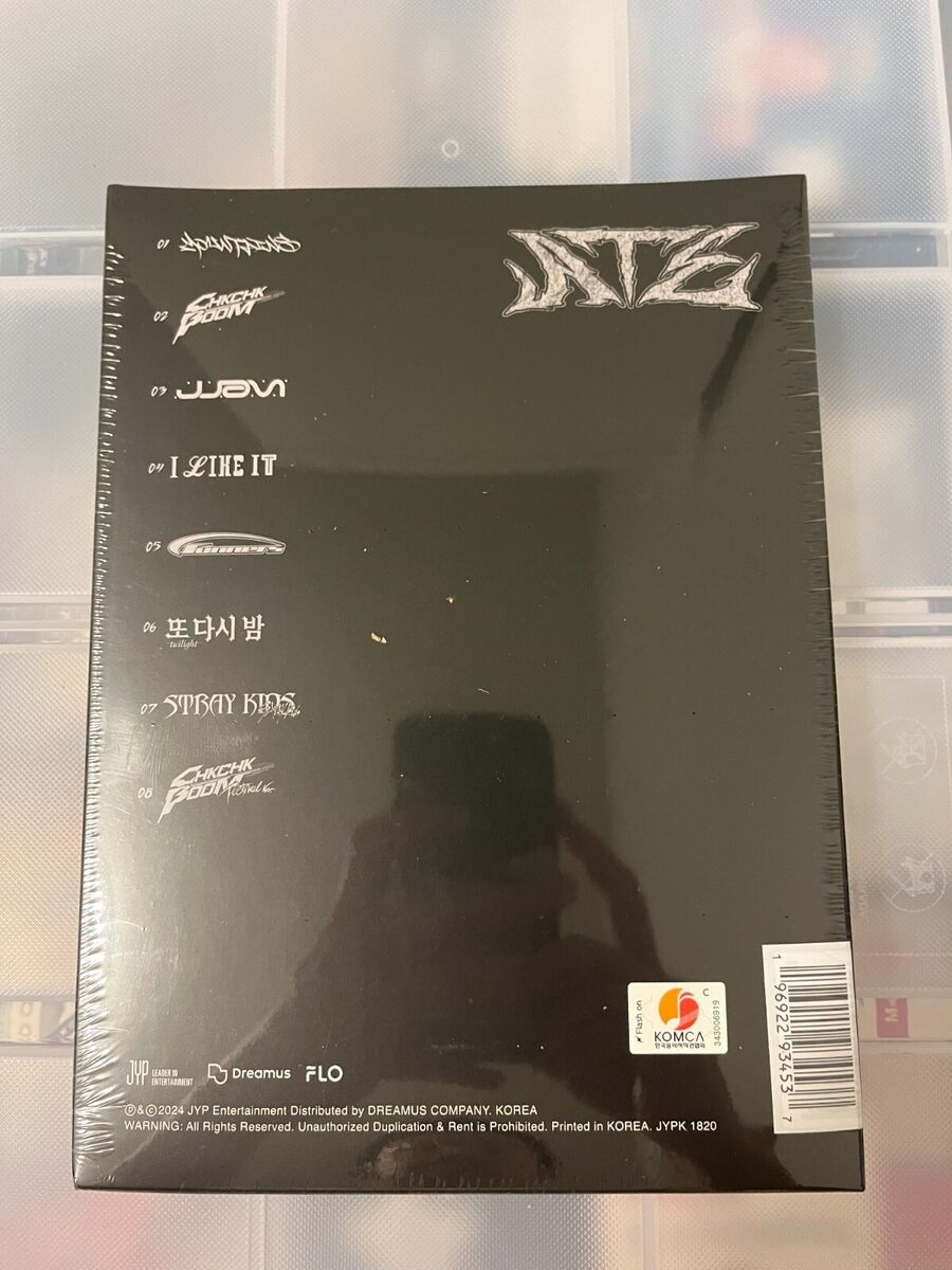 Stray Kids ATE Album SIGNED Boom Version Autographed SEALED