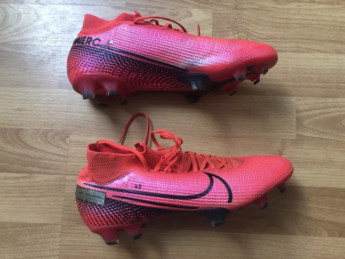 Matchworn Football shoes boots from Arturo Vidal FC Barcelona eBay