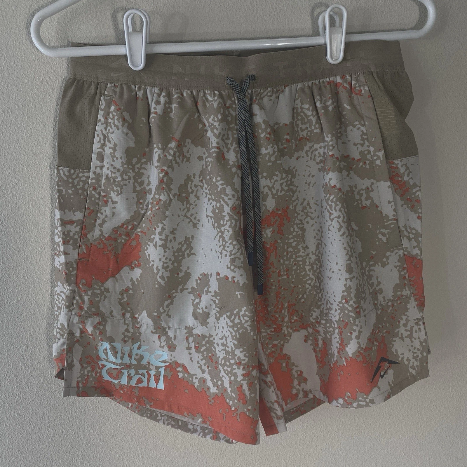 Nike Trail Stride 7" Brief Lined Dri-Fit Tan Orange Running Shorts - Small