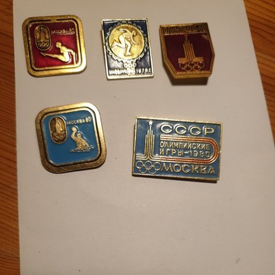 Lot of 5 Vintage 1980 Moscow Olympics Pin Badges   Rare Soviet Collectible Set