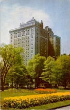 1956 Ritz Carlton Boston Garden Postcard Roberts Color SA673 Milwaukee