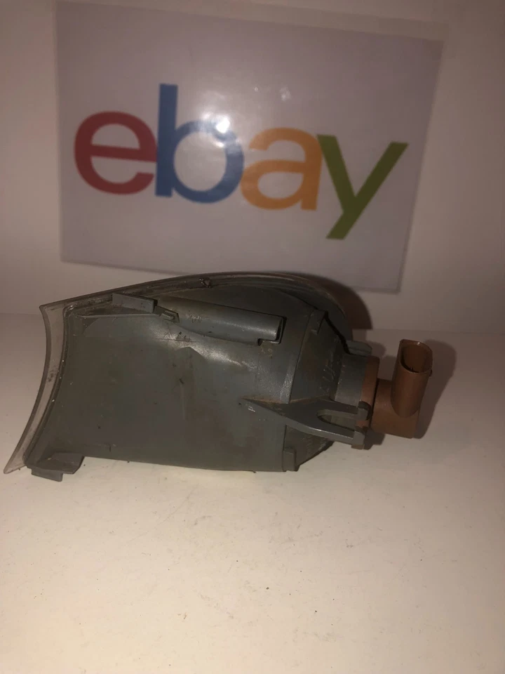 INDICADOR DELANTERO BMW SERIE 3 2002 LADO CONDUCTOR 0311330006 Foto 2 de 3