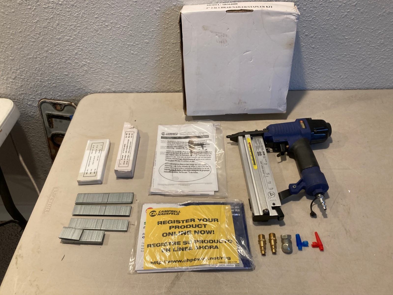 Campbell Hausfeld 2" 2-in-1 Brad Nailer/Stapler Kit SB504000