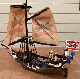 LEGO PIRATES 6271 IMPERIAL FLAGSHIP - COMPLETE WITH INSTRUCTIONS