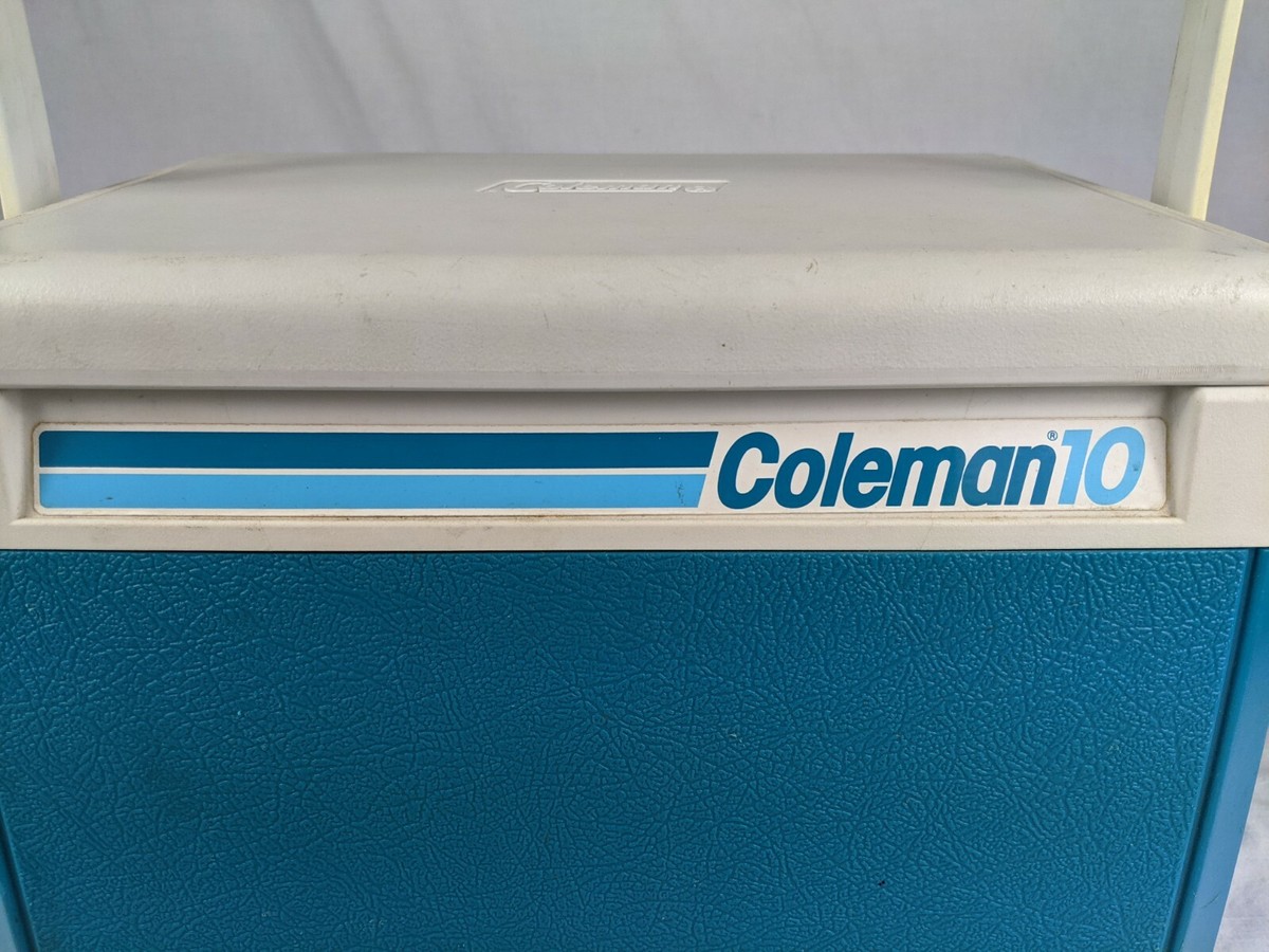 Vintage 1980s Coleman 10 Flip Lid Cooler Blue Model 5210 Retro for