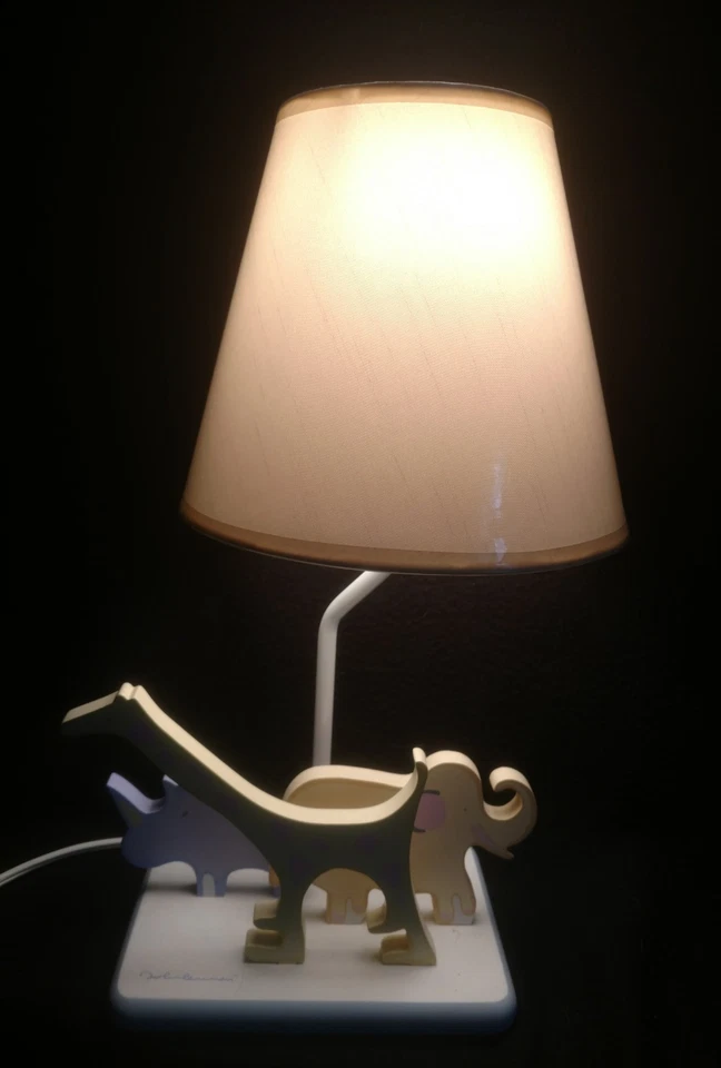 LÁMPARA INFANTIL Carter's John Lennon Real Love con pantalla blanca Foto 3 de 3