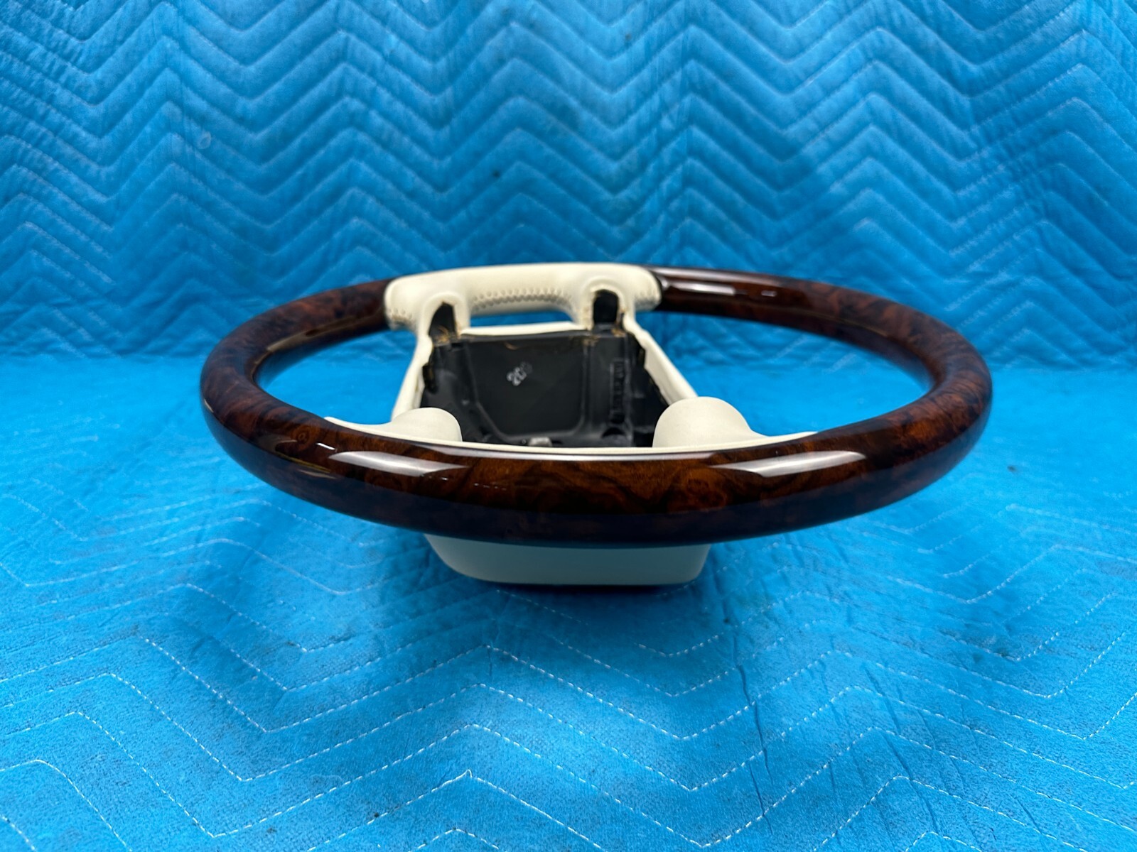 Bentley Flying Spur Steering Wheel w/ Wood Trim Burr Walnut Ivory 29k 2009 OEM