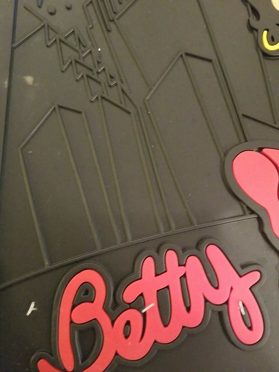 Universal Heavy Duty All Weather Rubber Utility Mat Betty Boop