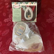Vtg 1973 LeeWards Winter Wonderland Boutique Ornament Kit 16-47015 New Old Stock