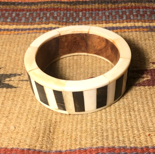 Vintage Horn & Bone Bangle Bracelet Brown Creme Colored Made In India - Picture 5 of 5