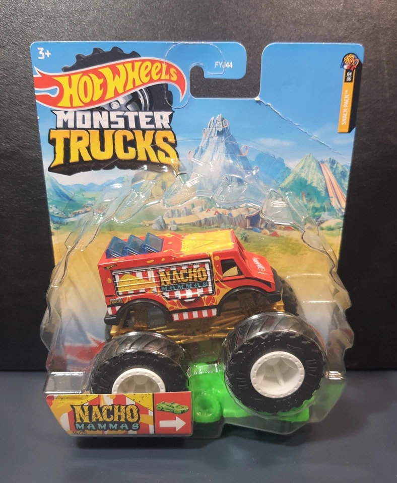 LOT HOT WHEELS MONSTER TRUCKS FYJ44 - SUPER MARIO JDP83 SUPERMAN JDP67