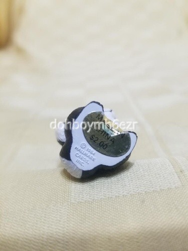 Hallmark Merry Miniatures 1985 Sweet Skunk Heart Valentine's Day - Picture 3 of 3