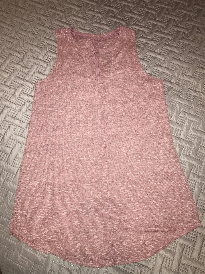 Maurices 24/7 ребристый фиолетовый без рукавов замочная скважина Майка женщин SZ S Activewear - Изображение 4 из 4