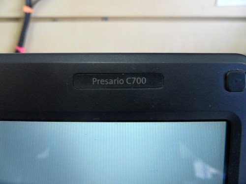 Compaq Presario C700 Laptop 4 Parts Booted Windows Hard Drive Wiped * - Picture 6 of 12