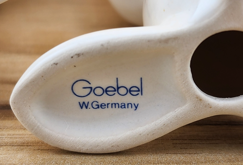 Vintage 1970's Goebel Whimsical Bunny Rabbit Figurines - Butterfly/Duck/Mouse - Picture 10 of 12