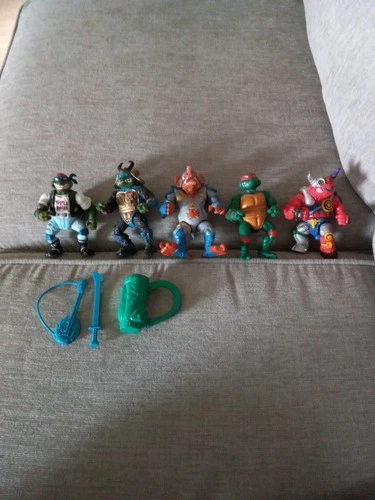 Lot Of 5 Vintage Tmnt Figures With Accessories