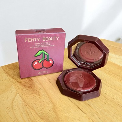 Fenty Beauty Hot Cheeks Velour Blushlighter Cherry Pop LIMITED EDITION 0.15 Oz