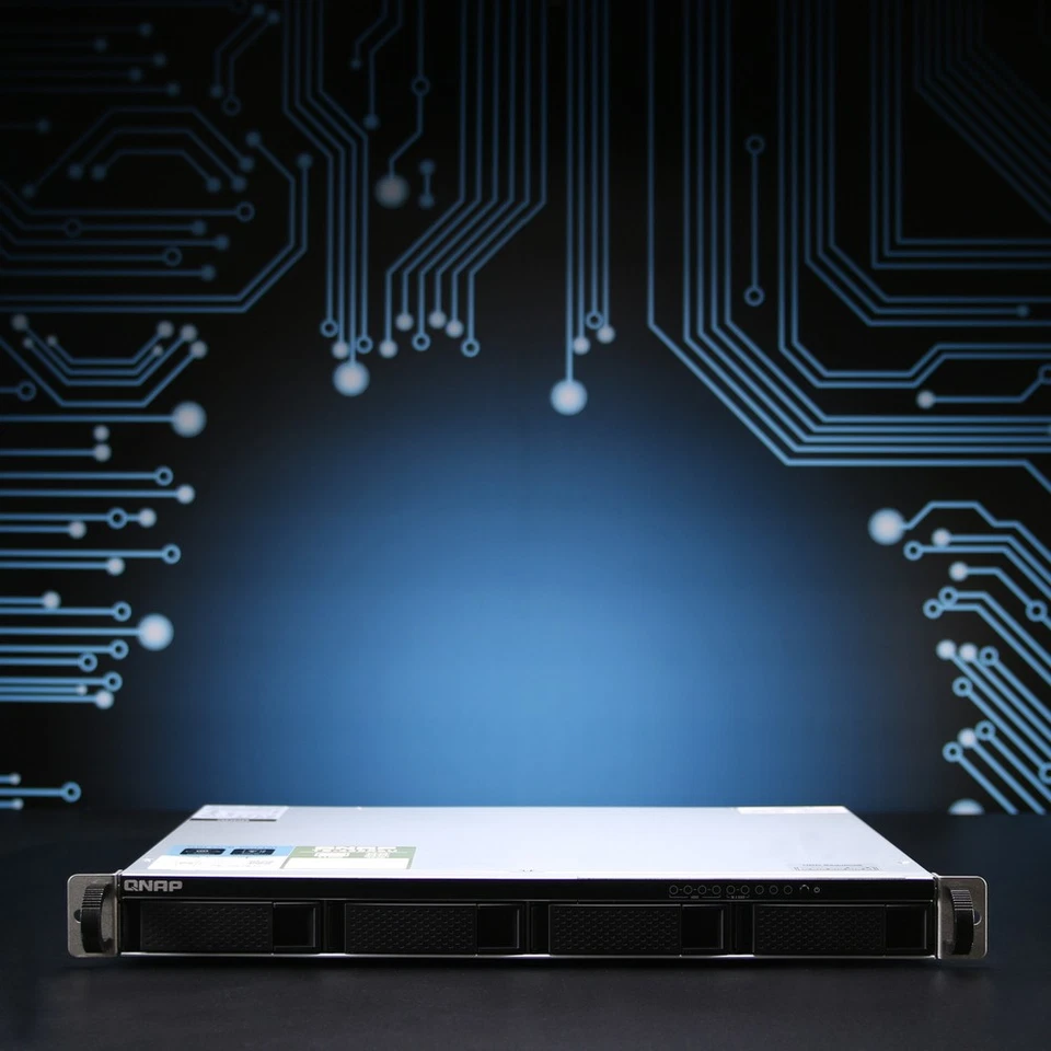 QNAP Turbo Station TS-435XeU-8G // 2x 10Gb SFP+, 2x Gb LAN, 2x 250 GB NVMe - Bild 2 von 3