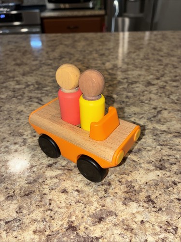 Lovevery Two Seater Speedster Car Observer Play Kit Months 37, 38 , 39