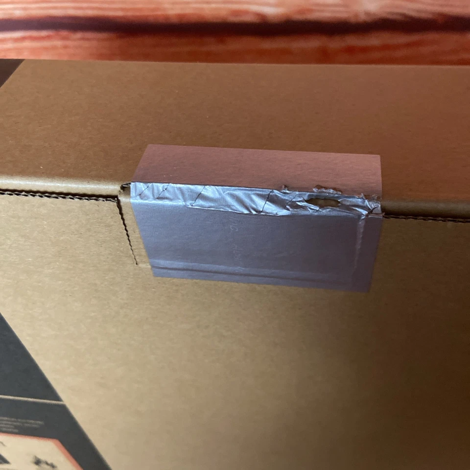 Acer Aspire E15 15.6" Intel 4 GB DDR3 500 GB HDD - Intense Violet Brand New - Image 4 of 4