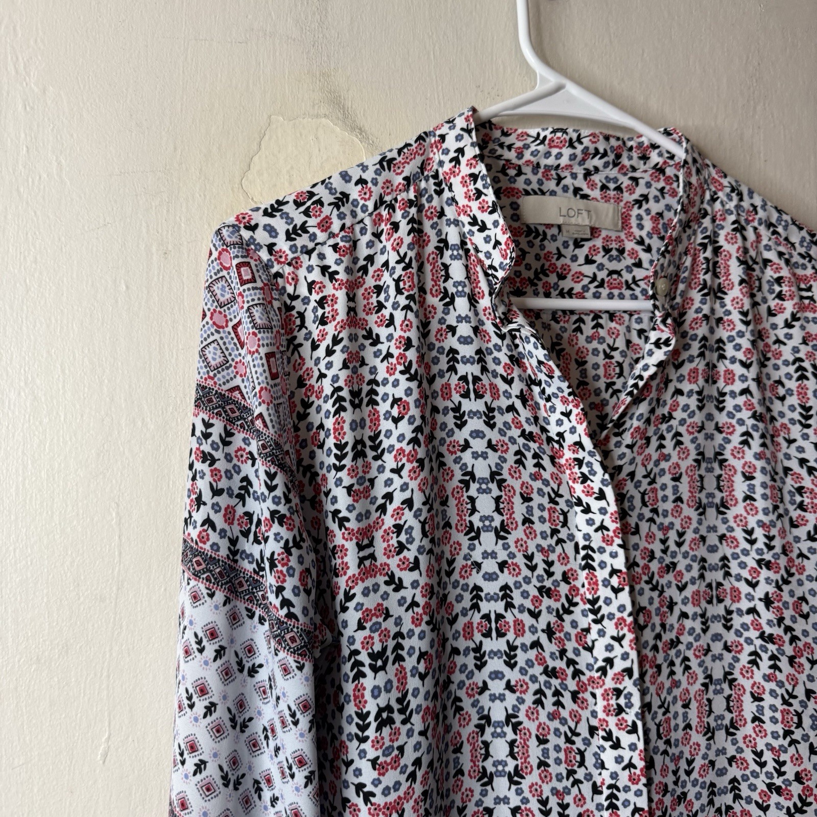 Loft White Floral Patchwork Mixed Patterned Butto… - image 2