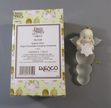 2001 Precious Moments "Angel Snowflake" Hanging Ornament 952338