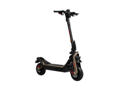 SEGWAY - GT3 Pro - E-Scooter - 11 Zoll, Farbe: Schwarz - Gold 