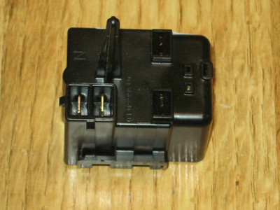 ERIページ GE Refrigerator Parts Compressor Relay Overload Starter