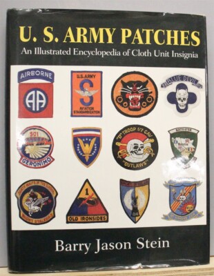 洋書 U.S. Army Heraldic Crests: A Complete U.S. Army Heraldic Crests: A Complete Illustrated History of