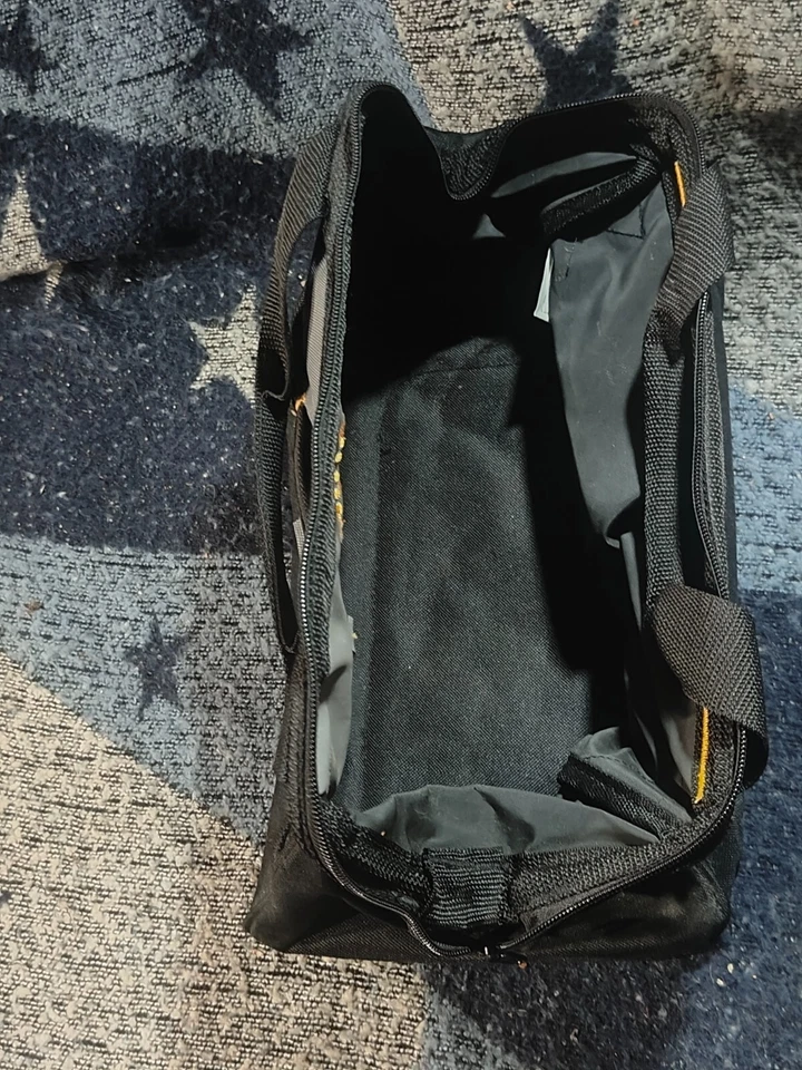 AWP 15in tool bag 3 exterior pockets - Image 3 of 4