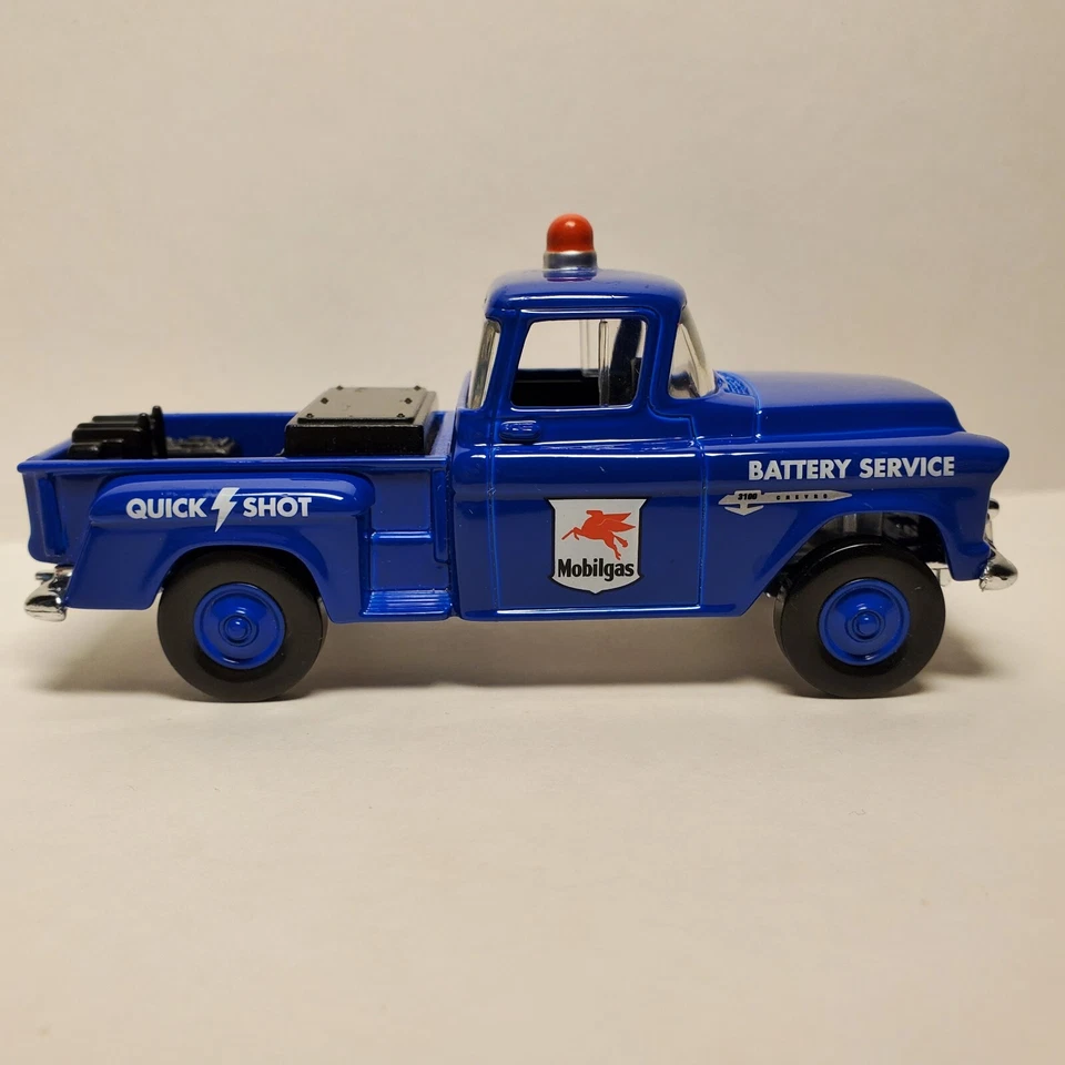 2003 Mattel Matchbox 1955 Chevrolet 3100 Mobilgas Battery Service Truck - Image 2 of 4