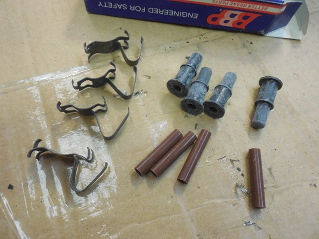 Комплект оборудования переднего дискового тормоза 78-79 Mercury Zephyr F9933655 G163 - Изображение 2 из 2