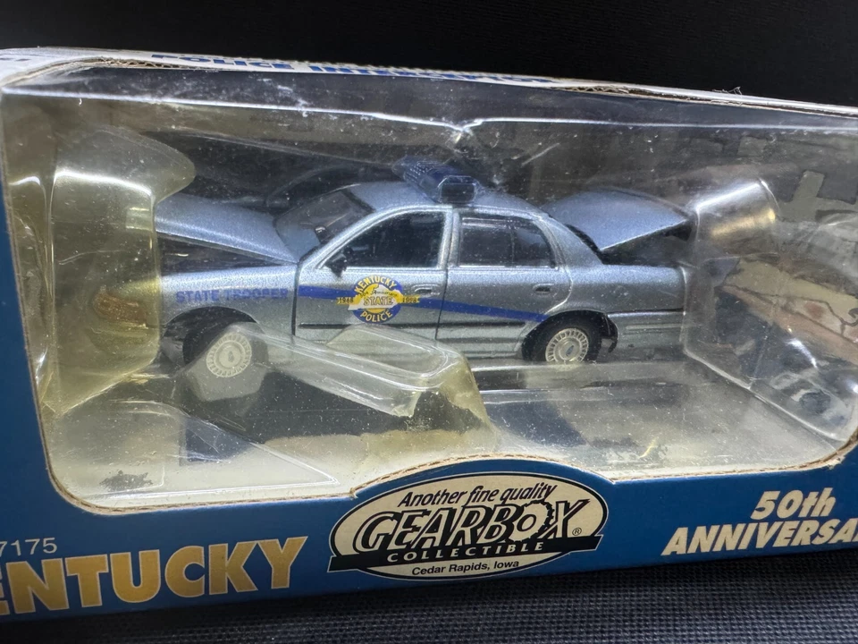 Gearbox Precision Police Interceptor special edition Collectable Diecast 1:43 - Image 3 of 4
