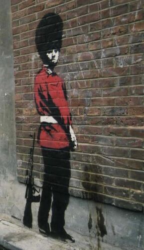 Banksy Guardsman on wall steel fridge magnet    (se) - 第 1/1 張圖片