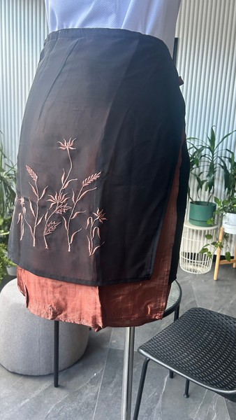 Unbranded wrap around skirt from Vietnam no size