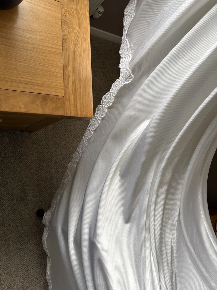 1960 Bespoke Vintage Empire Line Wedding Dress - Image 3 of 4