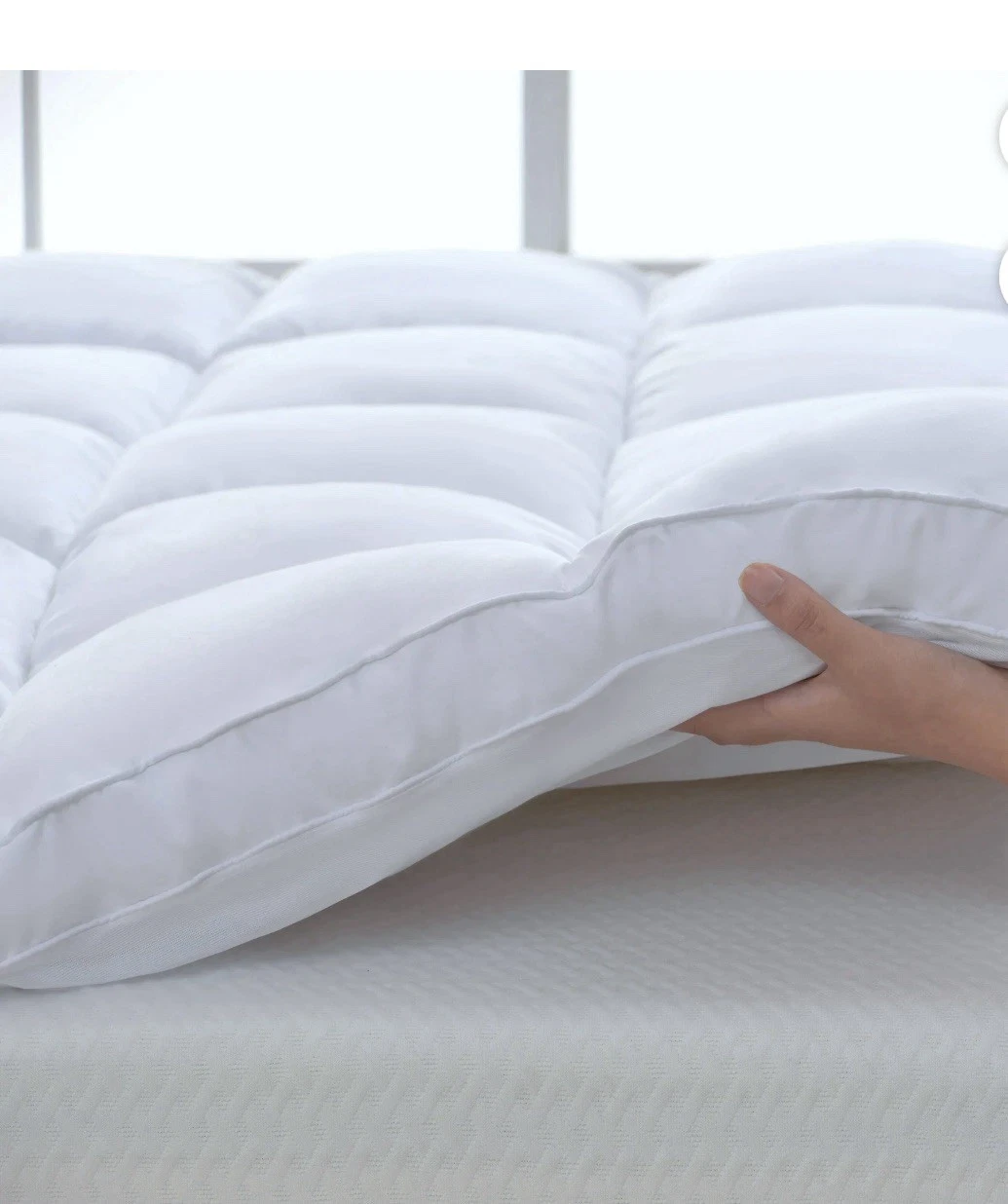 BDEUS Full Size Extra Thick Mattress Pillow Top Protector, White