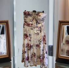 New Lipsy Size 10 UK White Alba Floral Print Halterneck Tier Hem Midi Dress