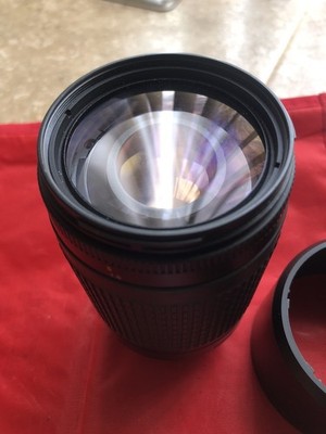 Nikon AF 70-300mm G lense FX Nikon D70,80,90,200,300,600,700,750,800,810 ,7000