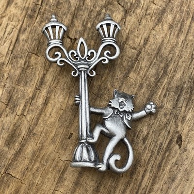 Vintage Signed JJ Jonette Pewter Streetlight Cat Brooch/Pin Vintage JJ Brooch 