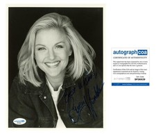 Gwen Humble "The Buccaneers" AUTOGRAPH Signed Autographed 8x10 Photo ACOA