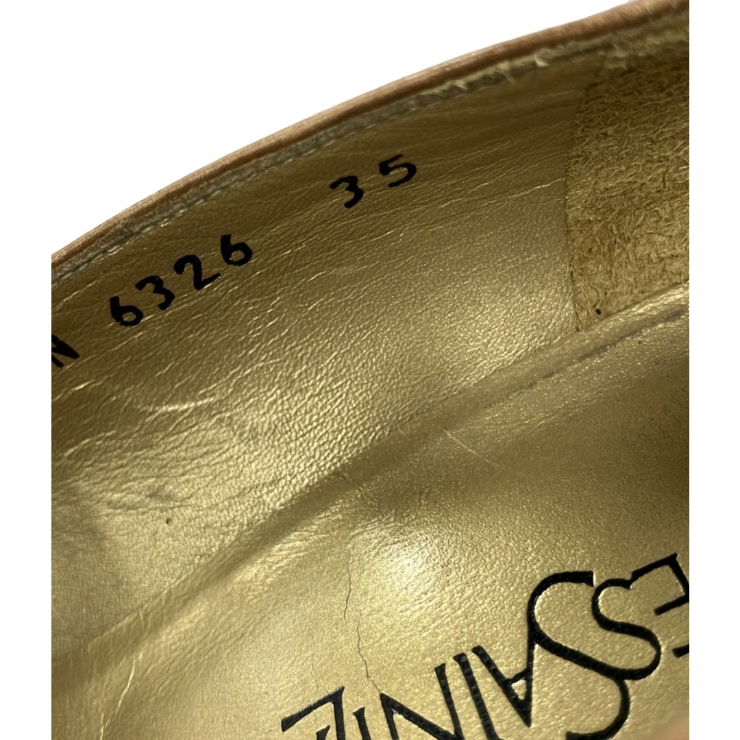 Decolte Yves Saint Laurent dettagli danneggiati rughe sporco graffi e graffi 91