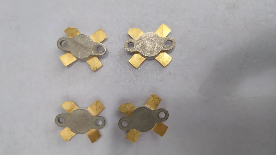 MOTOROLA MRF448 NPN SILIKON HF LEISTUNGSTRANSISTOR 2 STÜCK - Bild 2 von 4