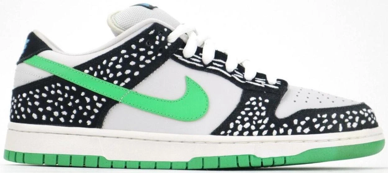 Nike Dunk Premium SB Low Levi's for Sale | Authenticity Guaranteed