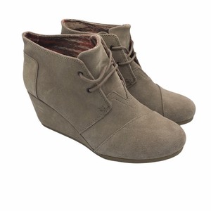 toms lace up boots