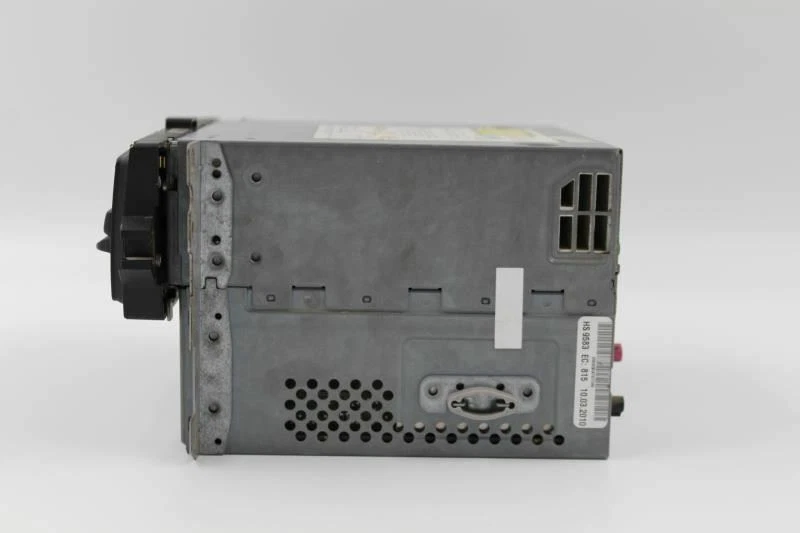 Audio Equipment Radio Am-fm-cd Receiver With Satellite 2010-2016 BMW Z4 OEM 1992 - Image 2 of 4