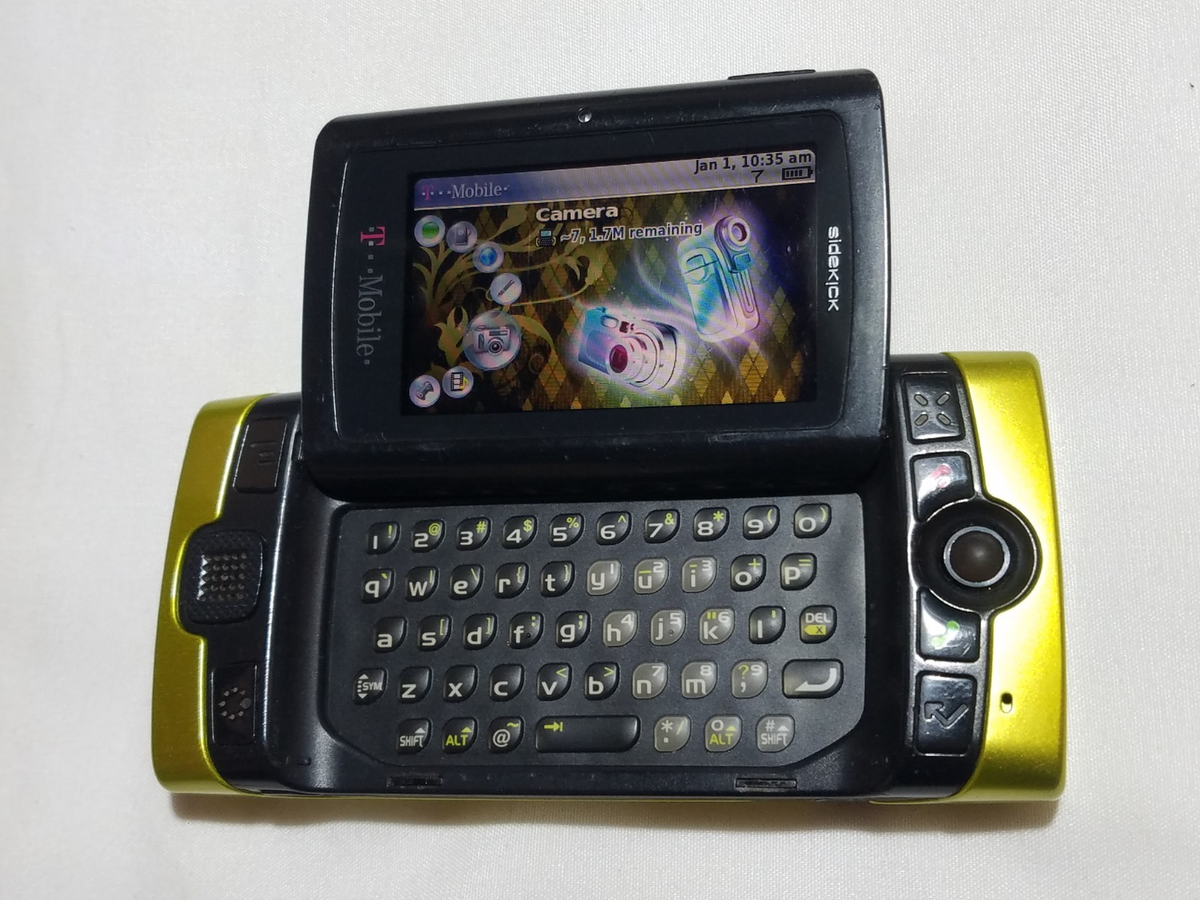 スマートフォン本体 Danger sidekick The T-Mobile Sidekick's Jump button made mobile multitasking
